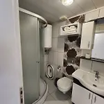 Loca Centre Apartment *