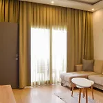 Loca Centre Apartment