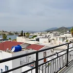 Loca Centre Apartment